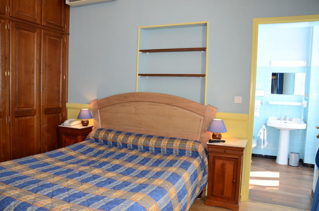 Hotel Colombet Nyons Δωμάτιο φωτογραφία